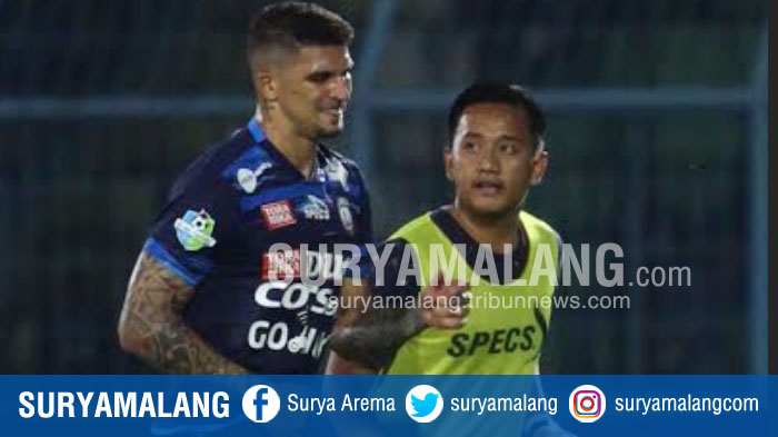 Arthur dan Esteban Absen Lawan PSM Makassar, Arema FC Siapkan Para Pemain Pengganti Ini