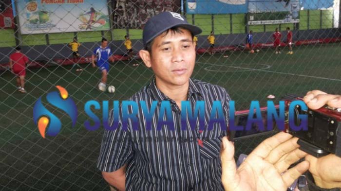 asisten-pelatih-arema-cronus-joko-susilo-alias-gethuk_20160811_124740.jpg