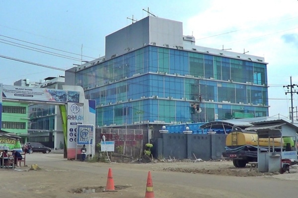 bangunan-gedung-baru-rsud-dr-soedomo-kabupaten-trenggalek.jpg