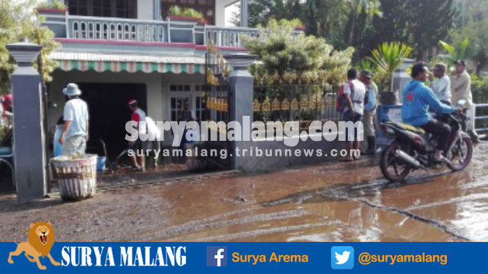 banjir-kota-batu_20170221_085200.jpg