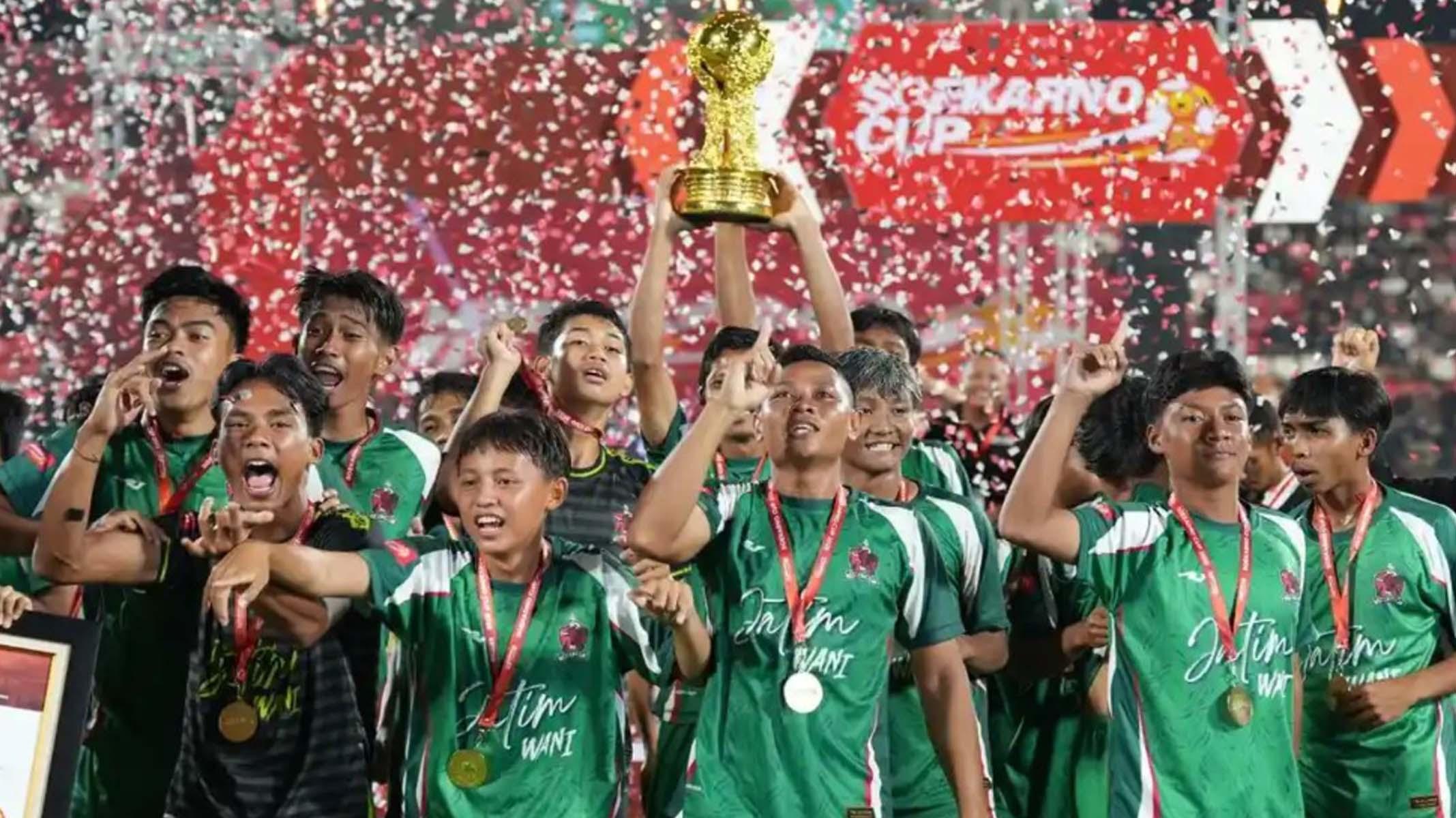 banteng-jatim-juara-Soekarno-Cup-2025.jpg