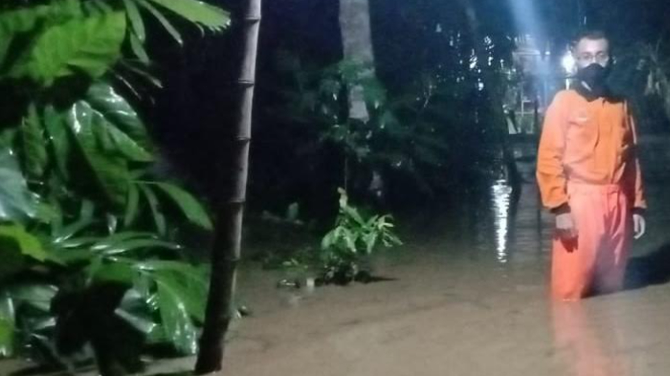 bencana-banjir-di-trenggalek.jpg