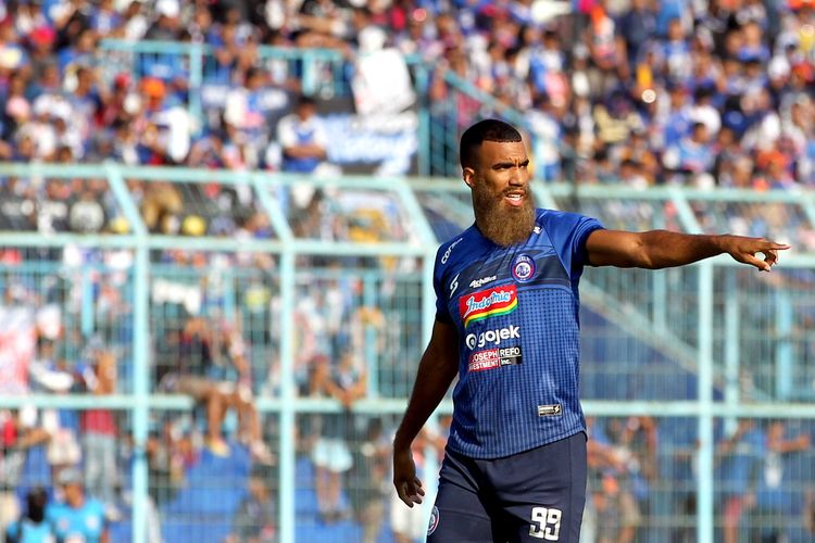 Berita Arema Populer Hari Ini, Penyakit Sylvano Comvalius & Hasil Skor Akhir Tira Persikabo Vs Arema