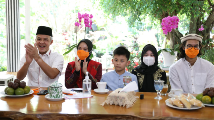 berita-gubernur-jawa-tengah-ganjar-pranowo.jpg