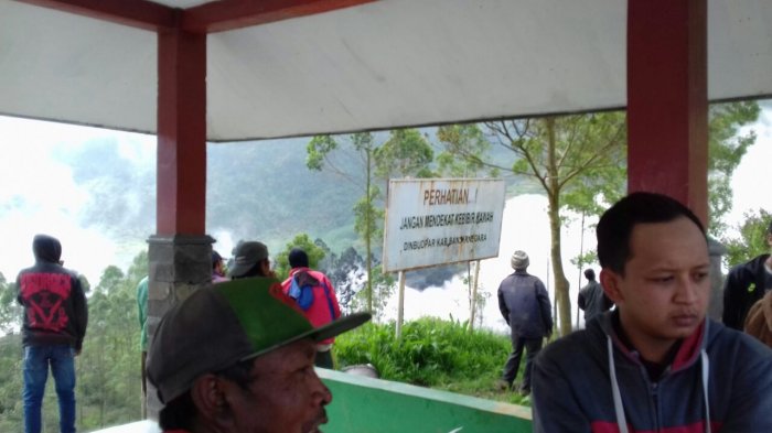 berita-letusan-gunung-dieng-jawa-tengah_20170702_170532.jpg