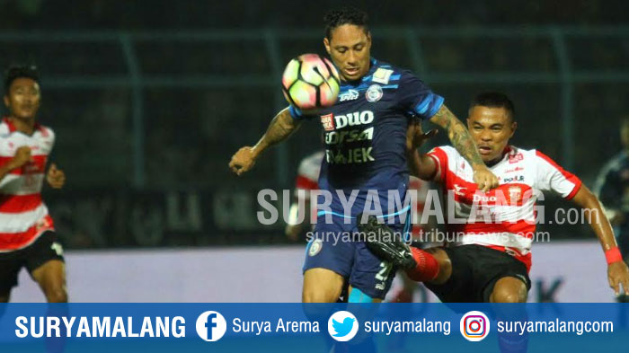berita-pemain-arema-juan-pablo-pino_20170514_201806.jpg