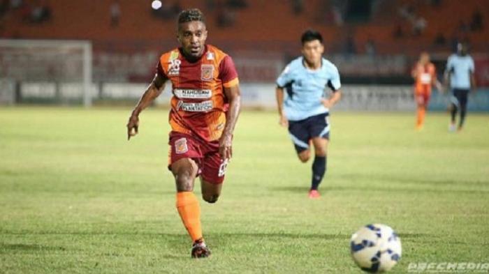 berita-pemain-pusamania-borneo-fc_20170519_195504.jpg
