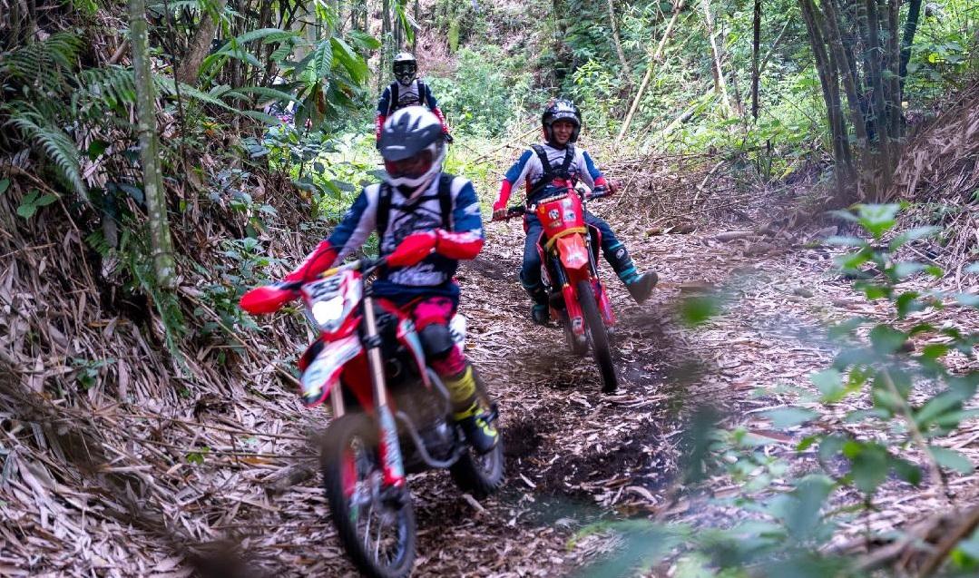 bikers-Poncokusumo-Kabupaten-Malang-CRF-Day-X-Pedition-East-Java-Trabas-Semeru.jpg