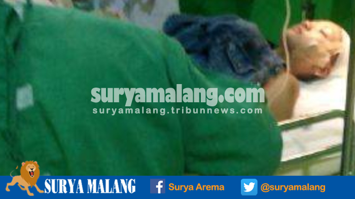 blitar-gara-gara-posting-foto-paman-di-facebook-lengan-gadis-ini-nyaris-putus-dibacok_20161009_194905.jpg