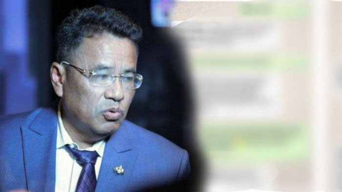 bocor-isi-whatsapp-direksi-maskapai-ke-pramugari-yang-minta-ngamar-hotman-paris-dia-nangis-ke-saya.jpg