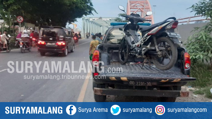 Pamit ke Rumah Teman, Pemuda 22 Tahun Malah Melompat dari Atas Jembatan Sembayat, Gresik