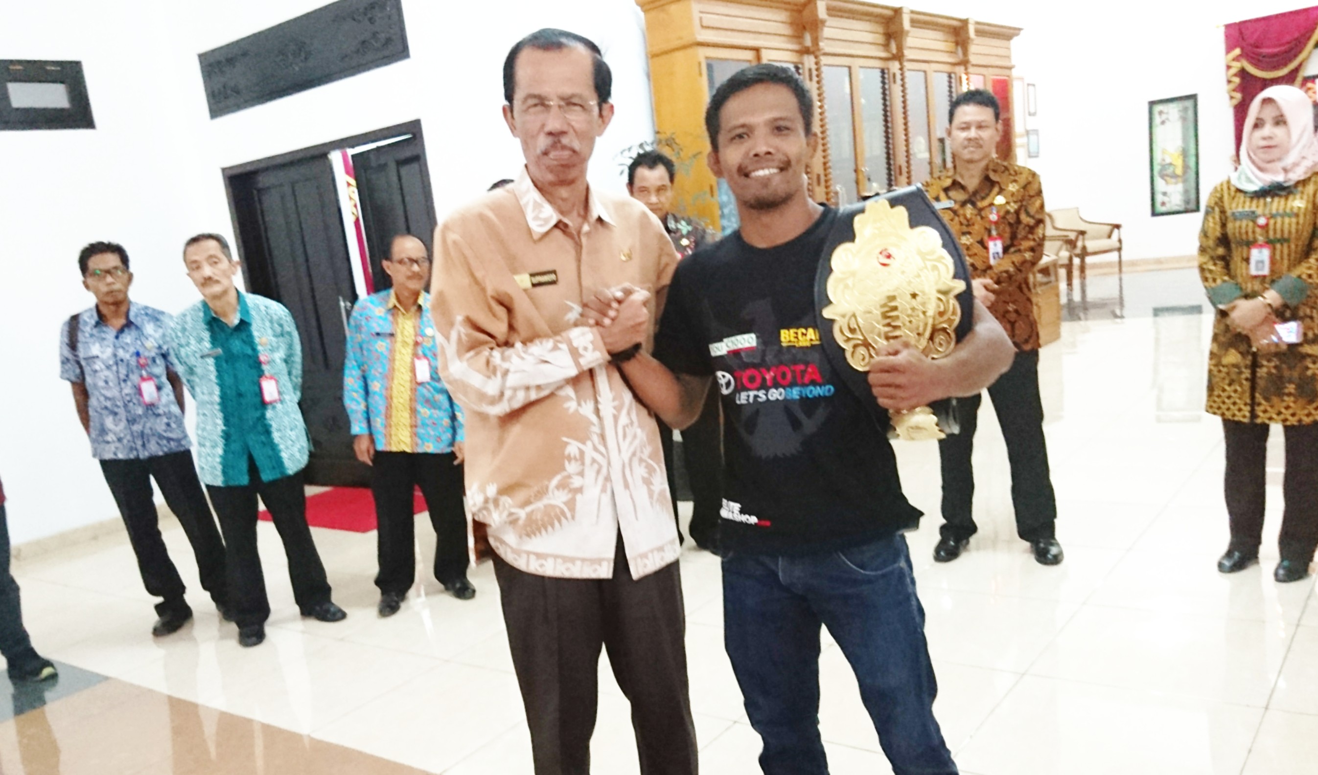 Bupati Magetan Tawarkan Tempat Latihan untuk Juara Mixed Martial Arts