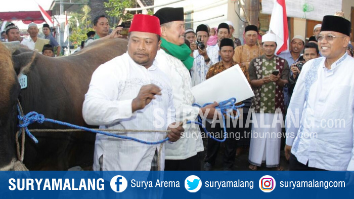 Pemkab Malang Berkurban Tiga Sapi dan 100 Kambing