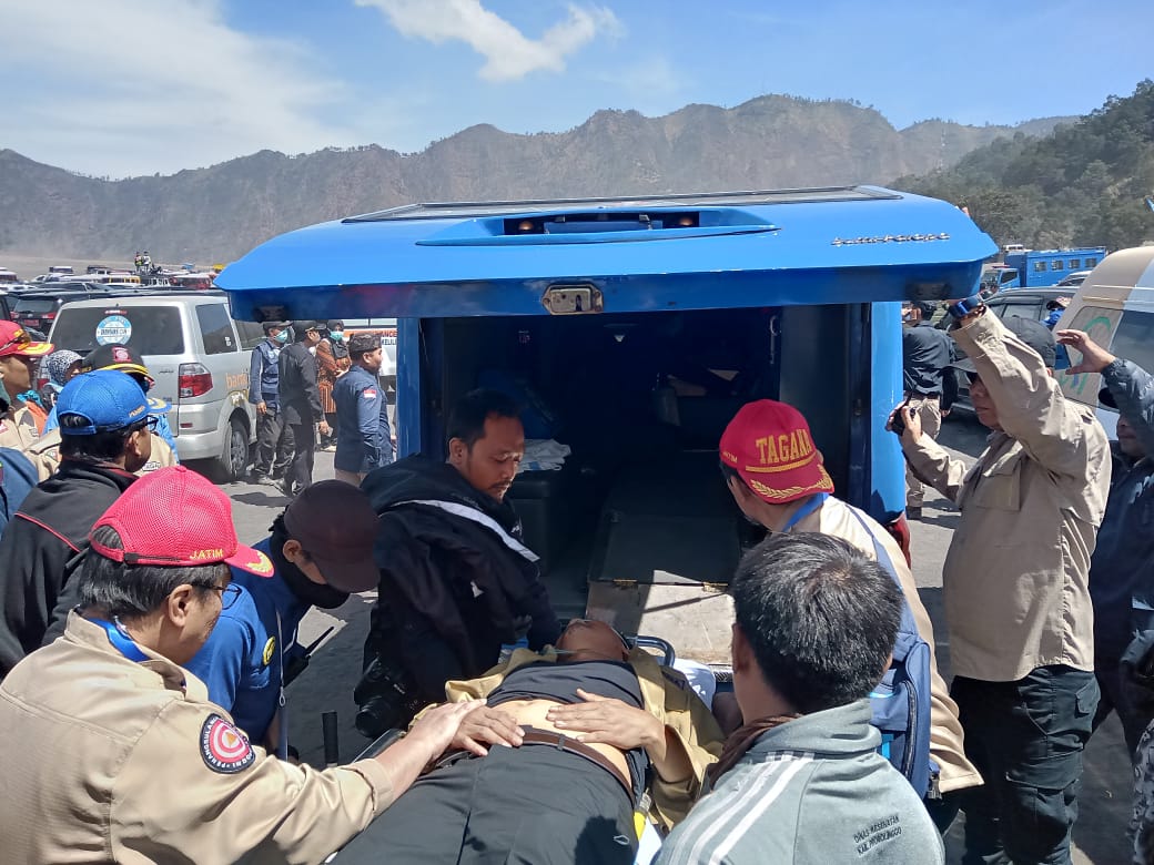 Menjelang Tumbang di Gunung Bromo, Bupati Pasuruan Irsyad Yusuf Pamit ke Gubernur Jatim