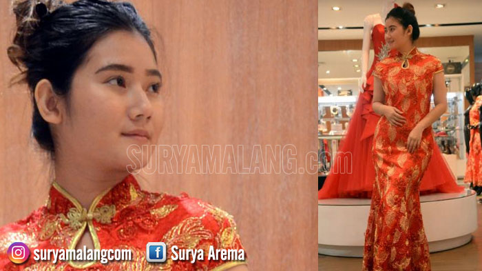 busana-koleksi-caroline-kosasih-cheongsam-cewek-cina-gadis-tionghoa-imlek3.jpg