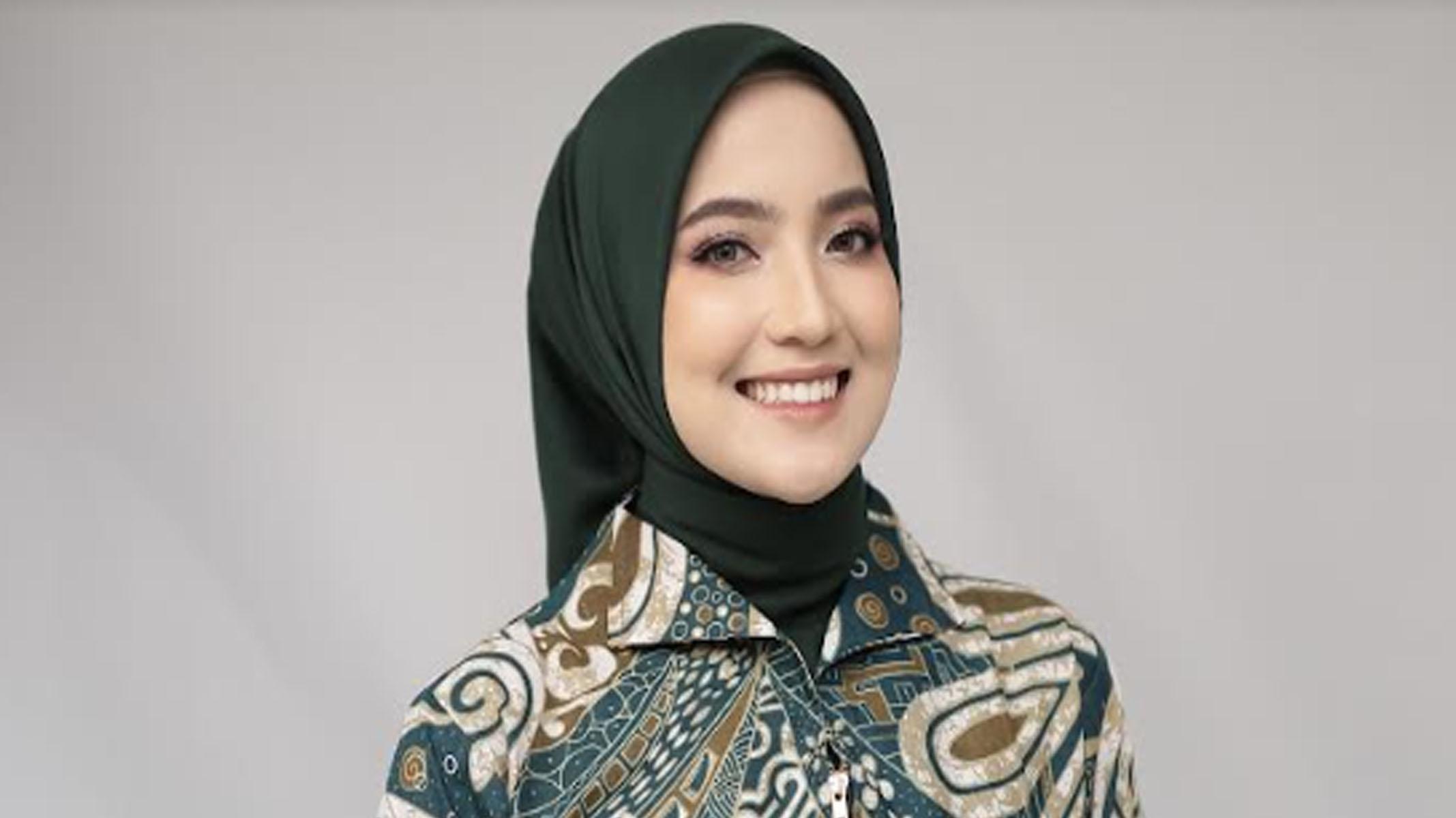 Caleg Mahasiswi Cantik Unair, Ning Ais Berpeluang Jadi Anggota DPRD Surabaya Termuda