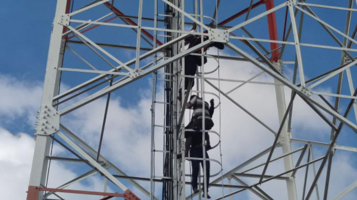 Pria 20 Tahun Coba Bunuh Diri dari Tower 80 Meter di Probolinggo, Kenal 2 Hari Langsung Ajak Nikah