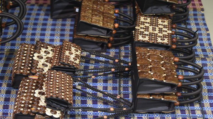 The Story of a Successful Coconut Shell craftman in Kampung Batok Tanjungsari Blitar City