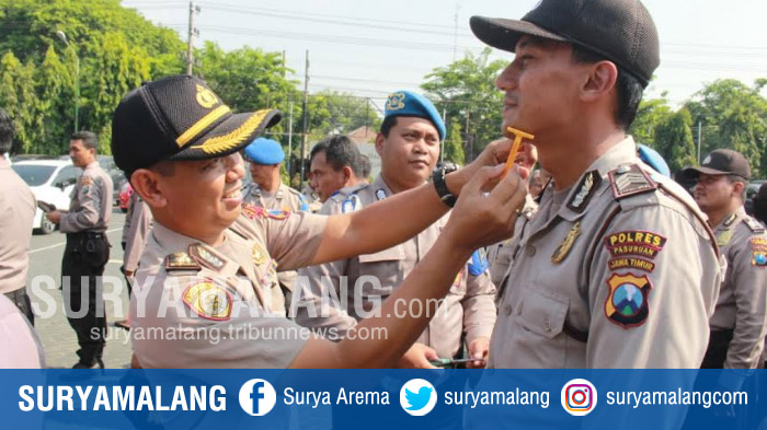 cukur-jenggot-polres-pasuruan.jpg