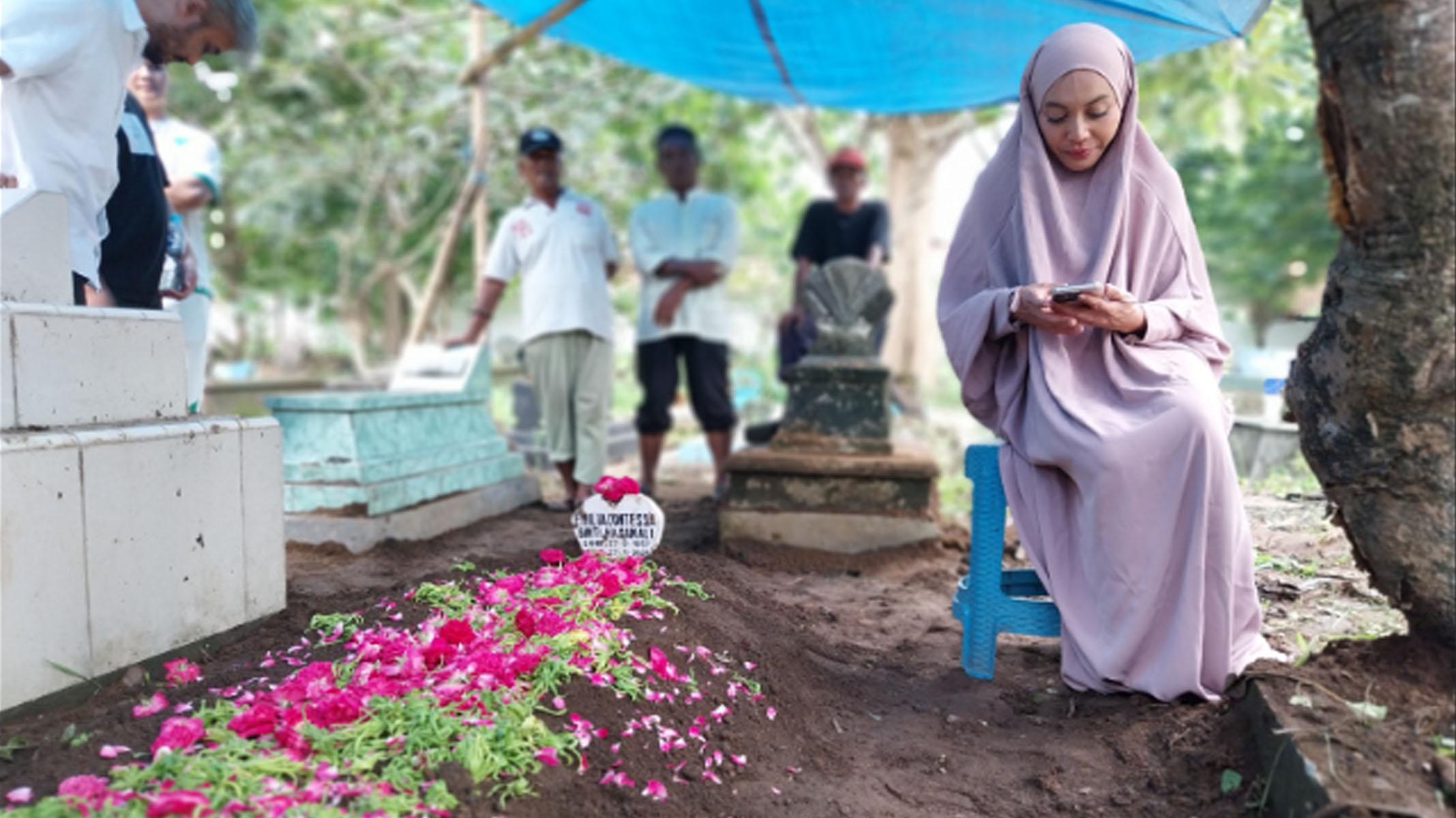 Mimpi Emilia Contessa untuk Bisa Konser Kembali  Tak Terwujud, Denada Ungkap Semangat Ibunda