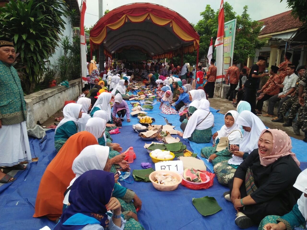 desa-kledokan-kecamatan-bendo-magetan-gelar-megengan-agung_20180516_180657.jpg