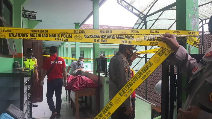 Diduga Masalah Asmara, Siswi SMA Blitar Gantung Diri di Depan Kelas Pakai Dasi, Ada Bukti Video