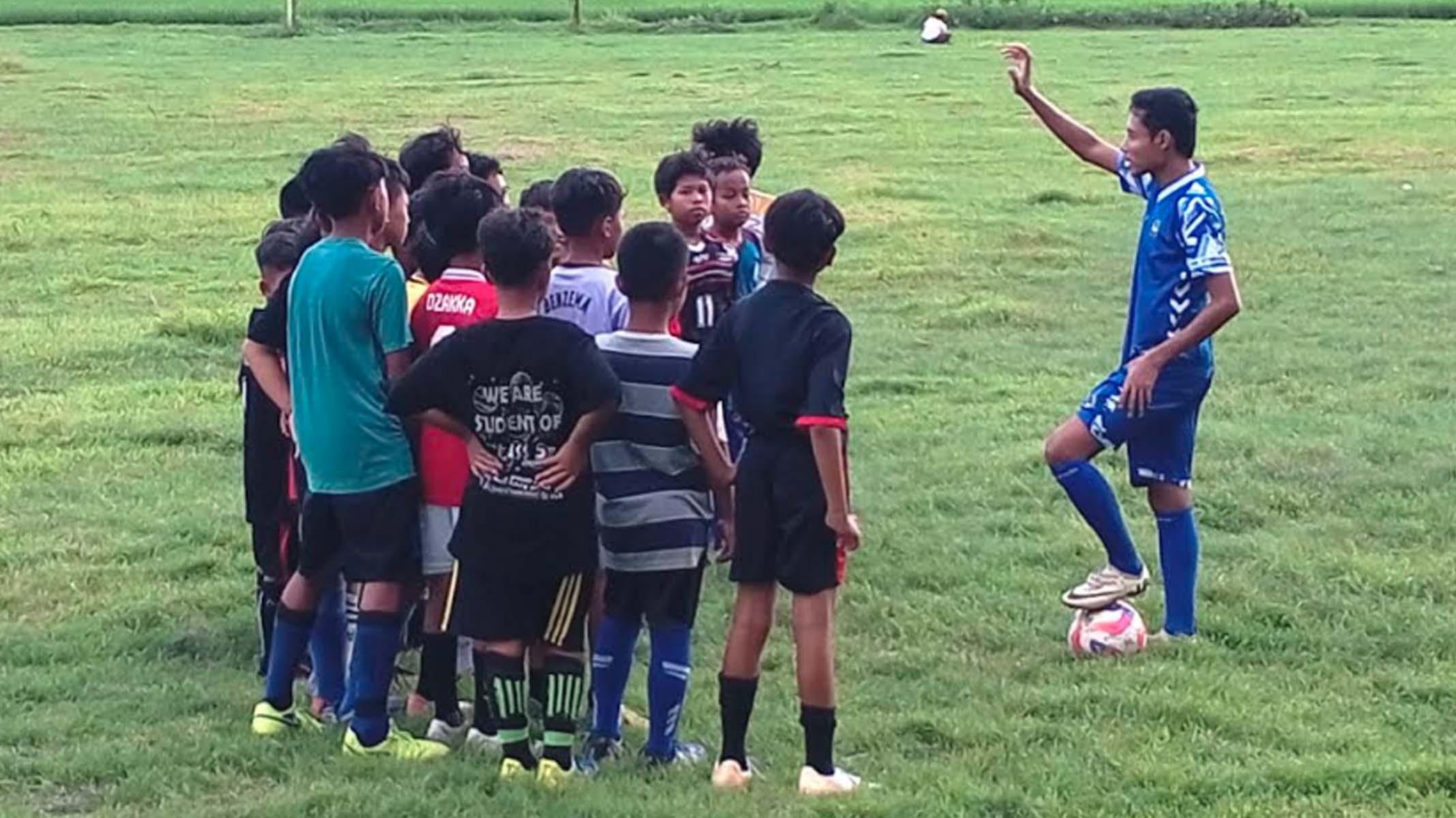 BREAKING NEWS : Evan Dimas Melatih SSB Saraswati Mojoarum Tulungagung