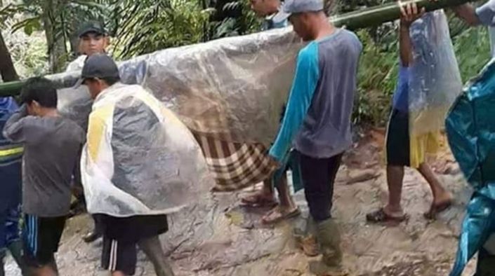 facebook-badry-aldiansyah-unggah-video-ibu-hamil-yang-ditandu-karena-jalan-rusak-lebak-banten.jpg