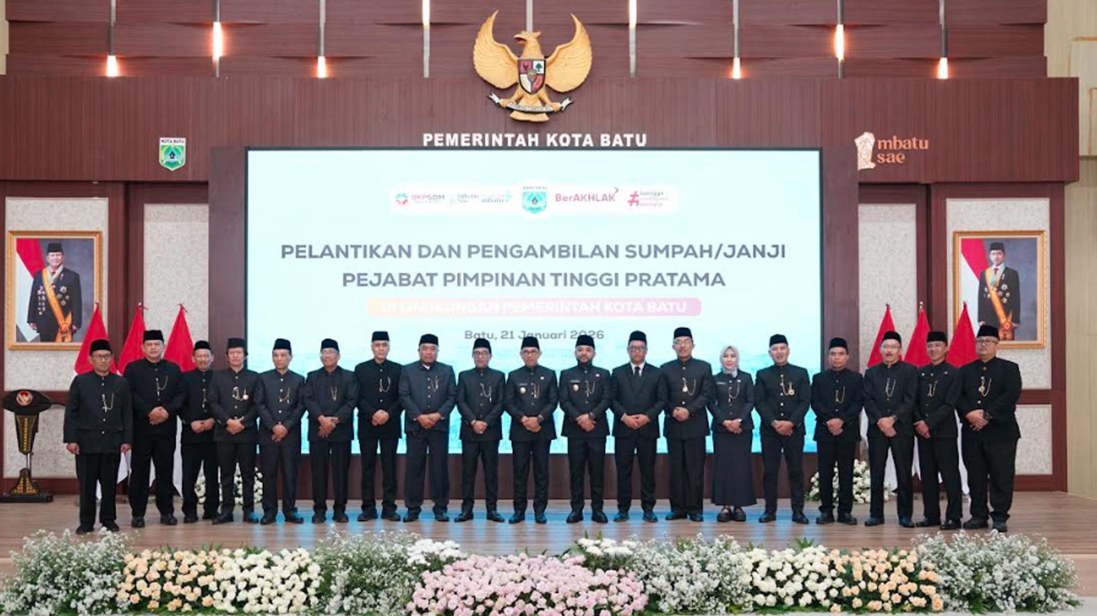 foto-pejabat-mutasi-batu.jpg