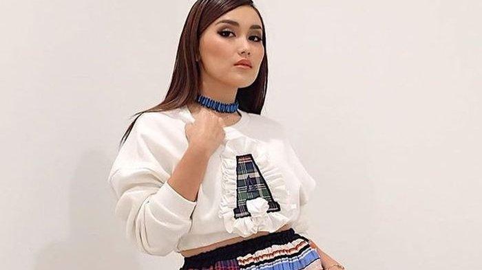ganjalan-besar-ayu-ting-ting-masih-melajang-sampai-sekarang-selama-ini-harta-dikuasai-orang-lain.jpg