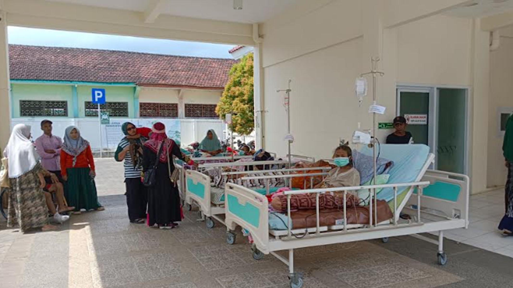 Pulau Bawean Gresik Tercatat 10 Kali Diguncang Gempa, Pasien Sampai Dievakuasi ke Luar Ruangan RS