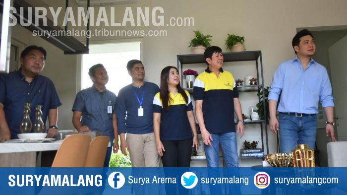 general-manager-citra-harmony-hartono-winarko-dan-manager-marketing-mayasari.jpg