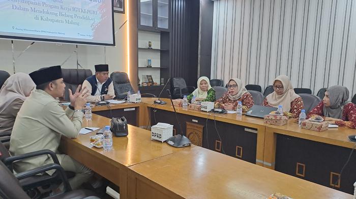 guru-honorer-TK-Kabupaten-Malang.jpg