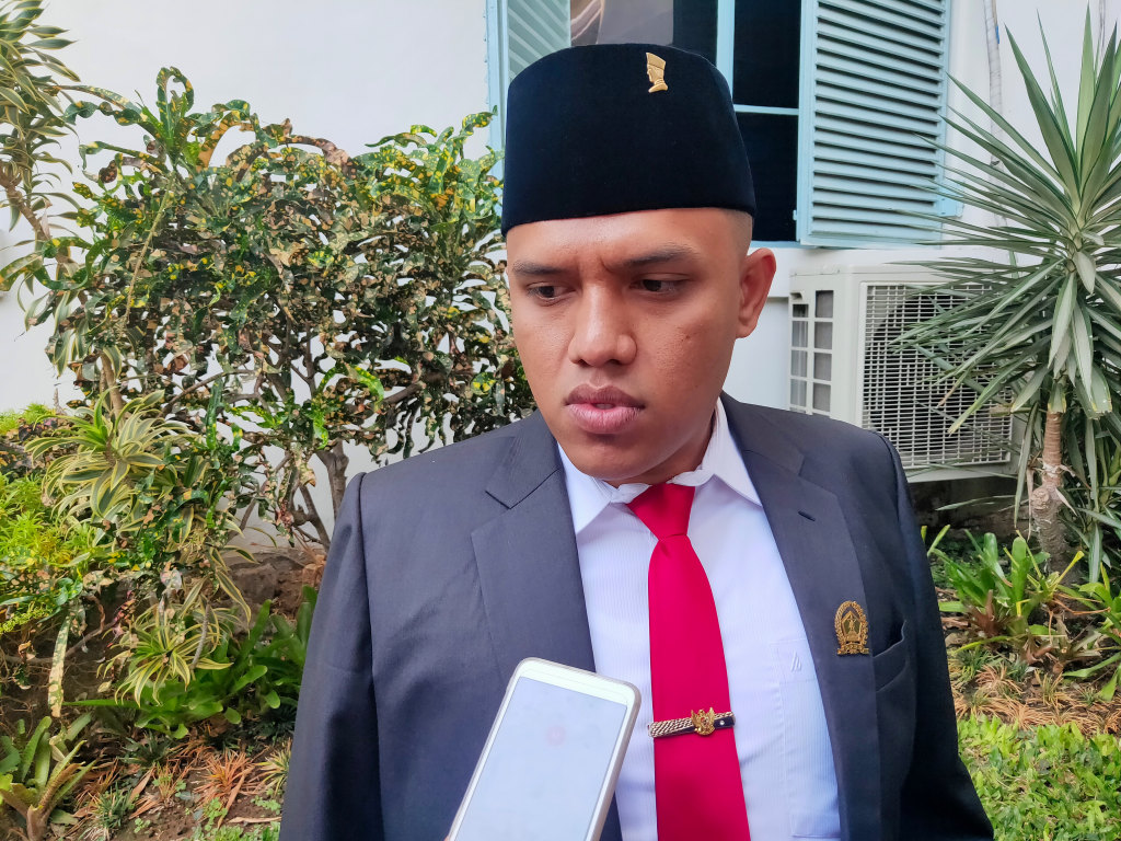 harvard-kurniawan-ramadhan-anggota-dprd-kota-malang-dari-pdi-perjuangan.jpg