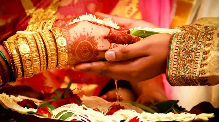 ilustrasi-nikah-kawin-pernikahan-perkawina-wedding-henna-tatto-temporer.jpg