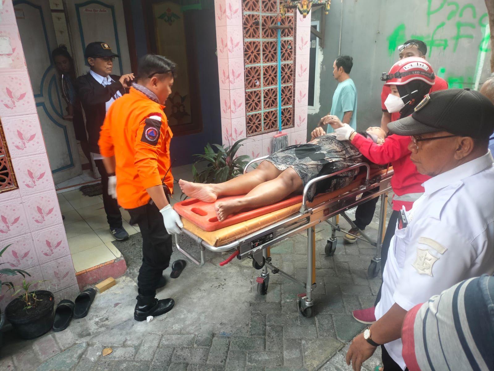 Istri Bacok Suami Pengangguran di Jalan Pandugo Rungkut VI, Surabaya