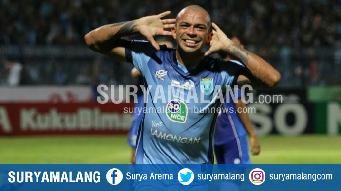 ivan-carlos-persela-lamongan_20170604_135930.jpg
