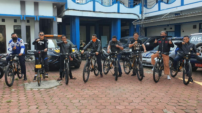 jajaran-dinas-perhubungan-kota-malang-sebelum-patroli-rutin-di-jalan-raya.jpg