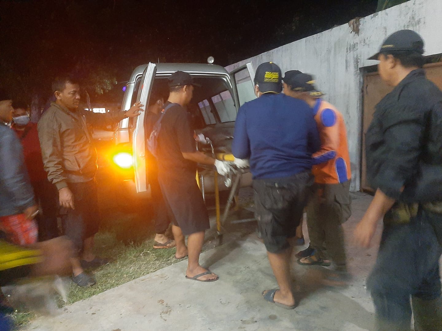 Wanita Penjaga Tambak Ditemukan Tewas Terkubur Lumpur di Muara Sungai