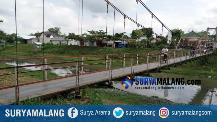 jembatan-gantung-jembatan-lembupeteng-tulungagung.jpg