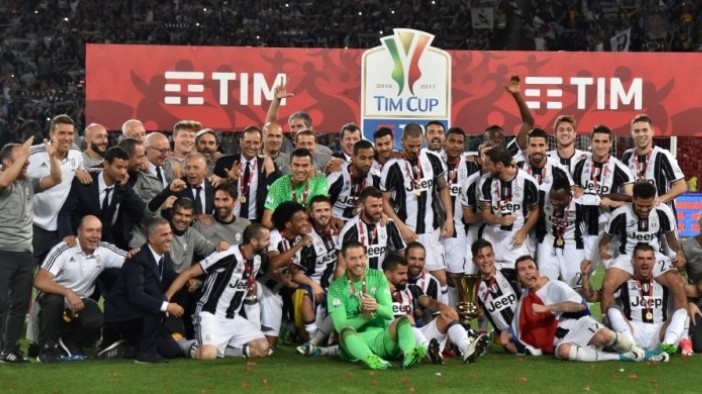 juventus-meraih-gelar-coppa-italia-17-mei-2017_20170518_085803.jpg