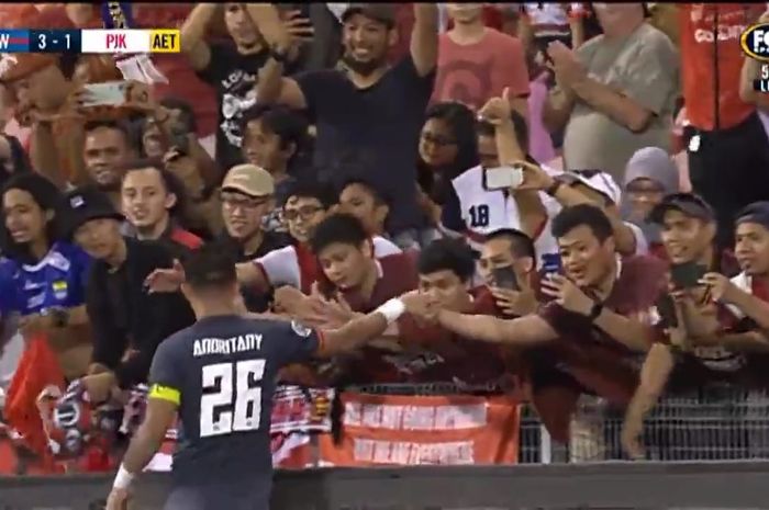 kapten-persija-jakarta-andritany-ardhiyasa-di-stadion-mcdonald-jones-australia.jpg