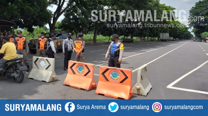 kawasan-simpang-lima-gumul-slg-kediri-tutup-selama-ppkm.jpg
