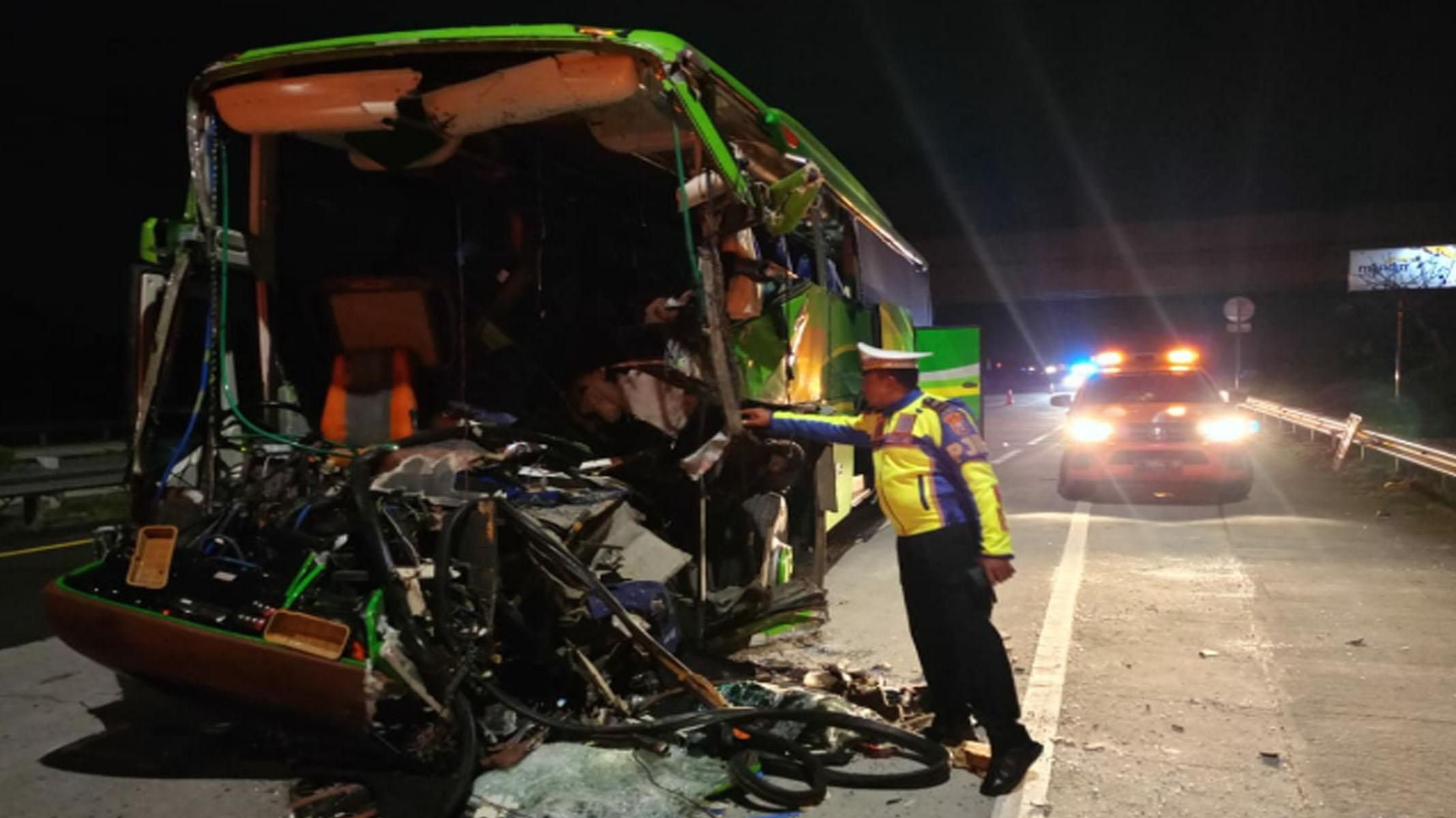 Penyebab Kecelakaan Bus Rombongan Siswa SMP Asal Malang di Tol Jombang-Mojokerto, Sopir Microsleep
