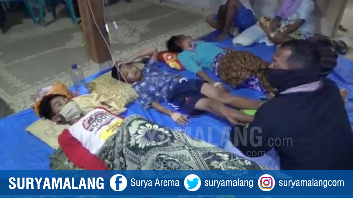 BREAKING NEWS : Puluhan Warga Ngawi Keracunan Nasi Kotak