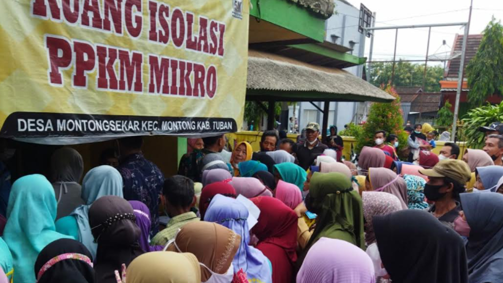 Pencairan BPNT di Tuban Sebabkan Kerumunan Viral di Medsos