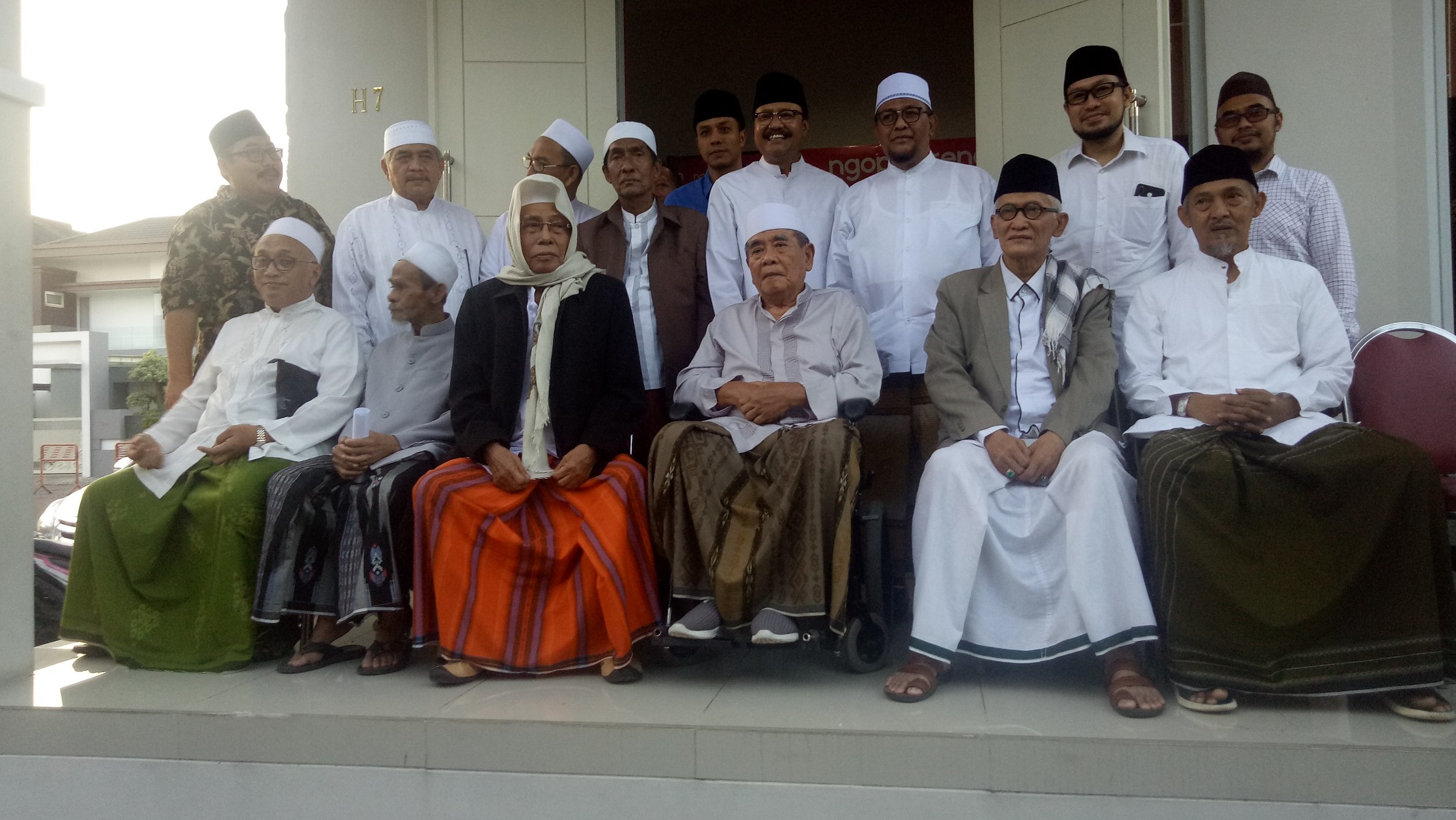 kiai-sepuh-ketua-pengurus-besar-nahdlatul-ulama-pbnu-saifullah-yusuf-gus-ipul.jpg