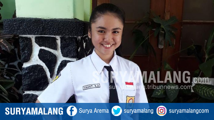 kinanti-siswa-kelas-8-smpn-1-kota-malang-kerap-menjuarai-lomba-model_20171031_183322.jpg