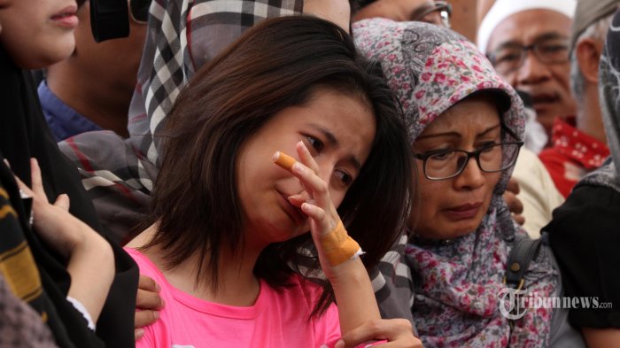 korban-selamat-zanette-kalila-pembunuhan-pulomas-jakarta_20161231_102751.jpg