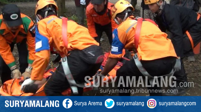 korban-tertimpa-pohon-di-simulasi-kebencanaan-di-coban-talun-desa-tulungrejo-kecamatan-bumiaji.jpg